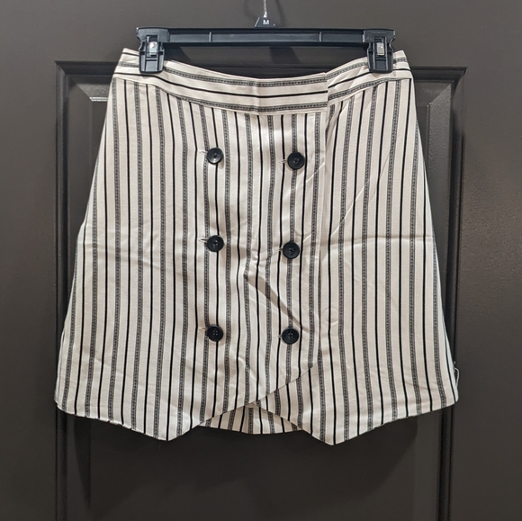 BCBGeneration striped skirt - Picture 2 of 3